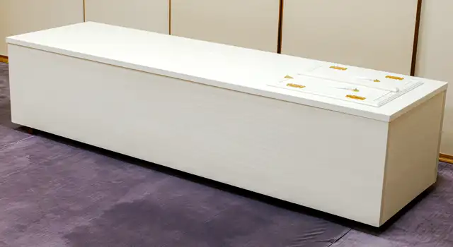 直葬：祭壇写真